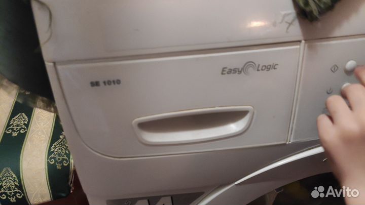 Стиральная машина на запчасти Easy Logic SE 1010