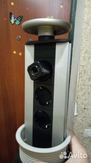 Встроеная резетка