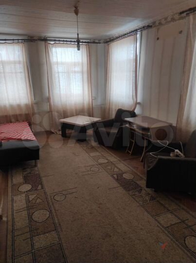 Комната 21 м² в 3-к., 1/2 эт.