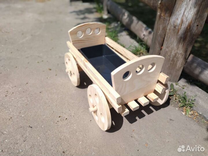 Садовая декоративная фигура 