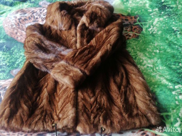Шуба норковая с капюшоном 48 50