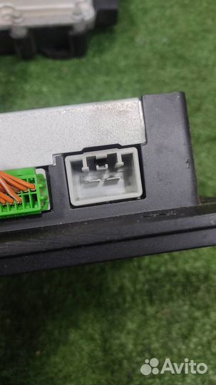 Усилитель акустической системы Land Rover Freelan