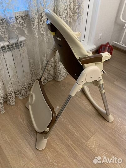Стульчик для кормления tommy