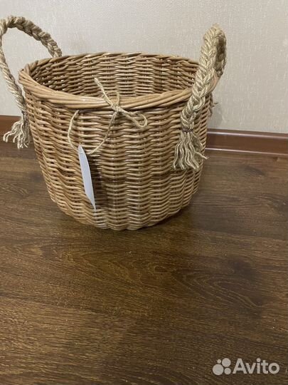 Корзина плетеная