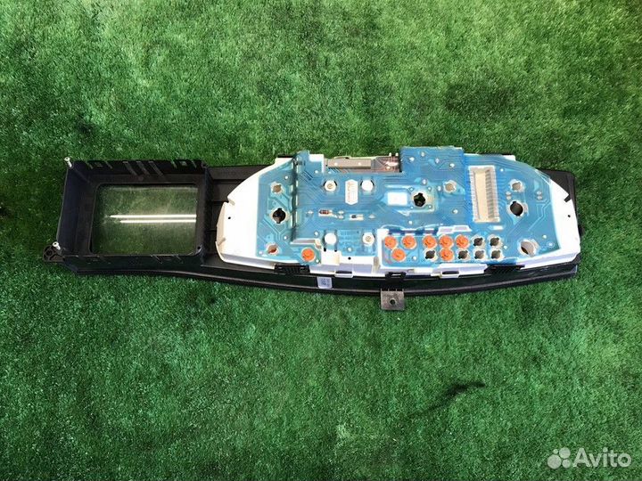 Панель приборов Opel Omega