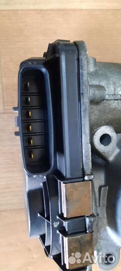 Дроссельной заслонка Subaru Tribeca, Legacy 3.0