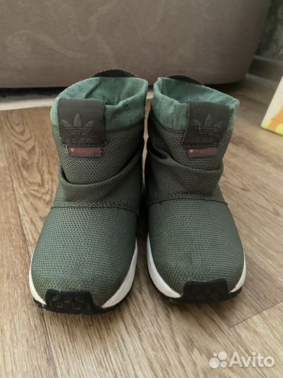 Ботинки adidas 24