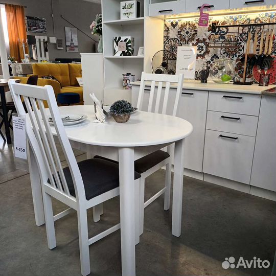 Кухонный стол овальный