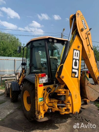 Экскаватор-погрузчик JCB 3CX4T, 2011