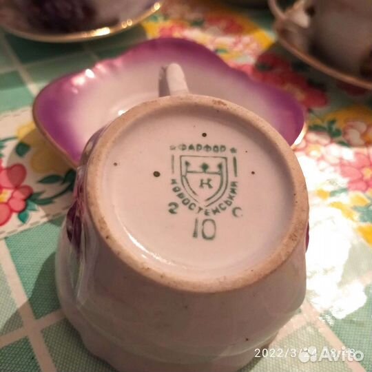 Кофейные чашки, кружки