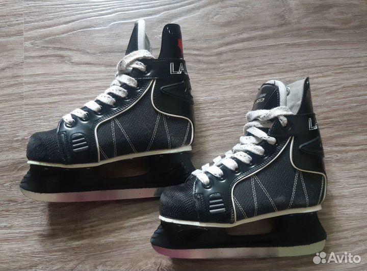 Хоккейные коньки Larsen 32 р-р