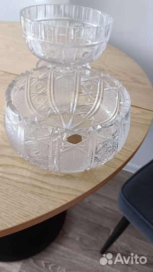 Хрустальные вазы конфетницы