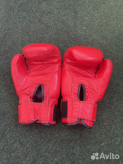 Боксерские перчатки green hill