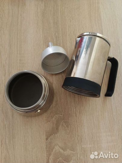 Гейзерная кофеварка