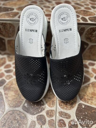 Женская обувь