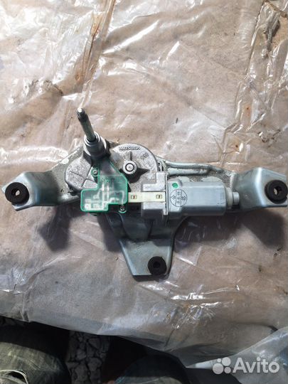 Мотор стеклоочистителя двери багажника