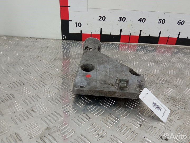 Кронштейн для BMW 5-Series (E60/E61)