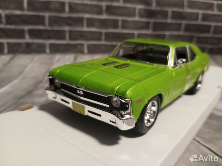 Модель машины 1:24 maisto Chevrolet Nova SS 1970