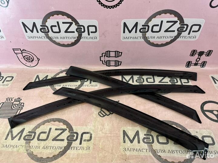 Дефлектор двери Kia Rio 2011-2017