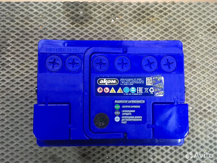 Аккумулятор 60Ач Аком +EFB пуск 600A обратная