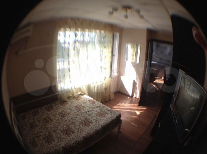 Комната 20 м² в > 9-к., 2/3 эт.