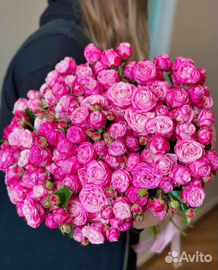 Кустовые розы 101 метровые гортензии букеты