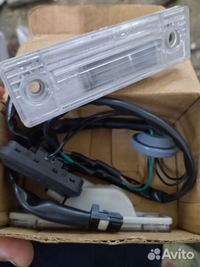 Кнопка крышки багажника Шевроле Круз