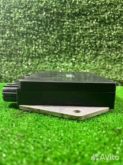 Блок управления форсунками Toyota Mark X GRX125