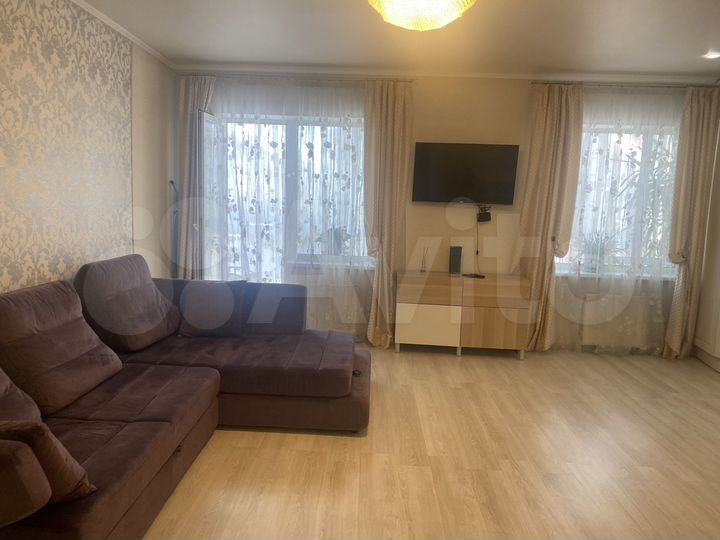 3-к. квартира, 72,6 м², 1/4 эт.