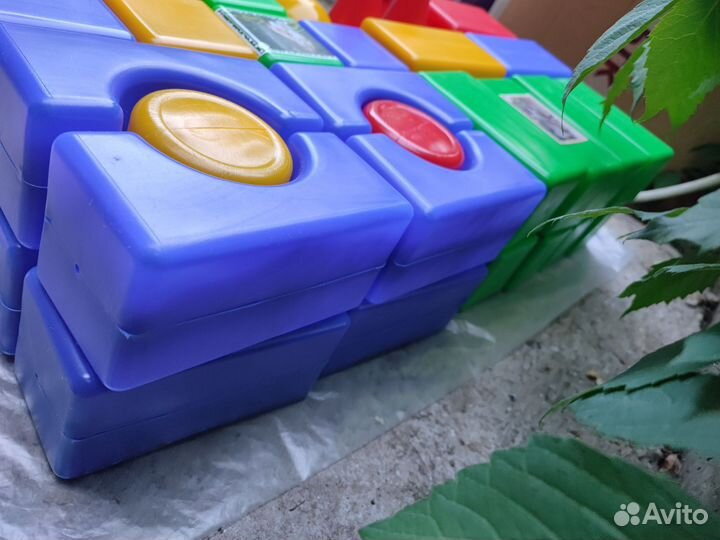Развивающие игрушки пакетом