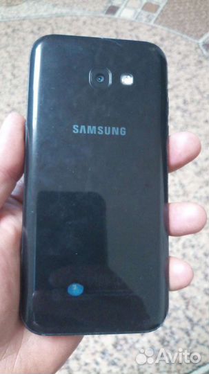 Телефон Samsung а 5