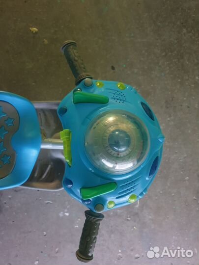 Детский велосипед трехколесный с ручкой