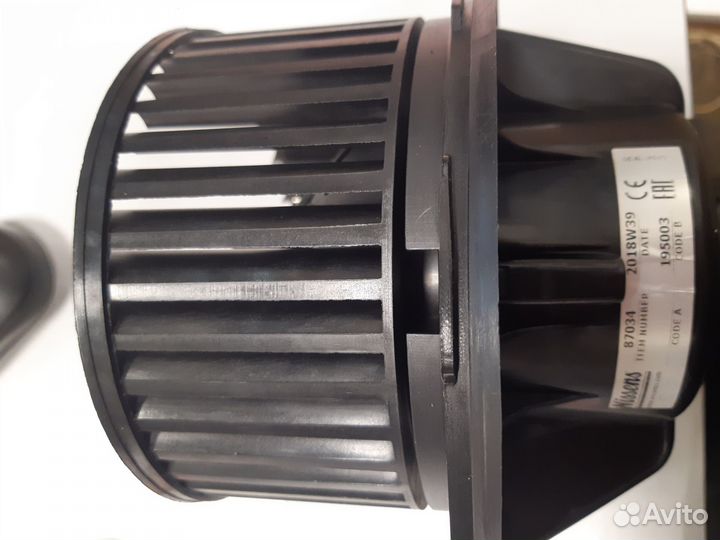 Мотор отопителя печки