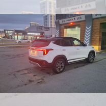 Kia Seltos 1.5 CVT, 2024, 50 км, с пробегом, цена 2 650 000 руб.