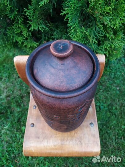 Емкость для хранения лука и чеснока из глины