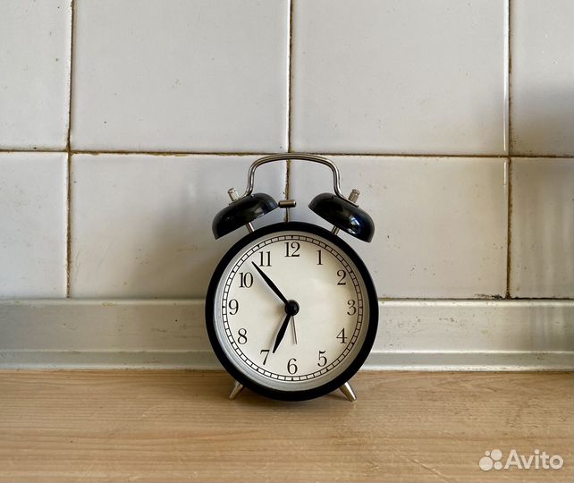 Будильник часы Икеа Декад черный