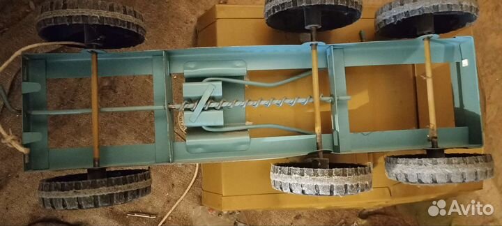 Грузовик маз СССР машина игрушка железная