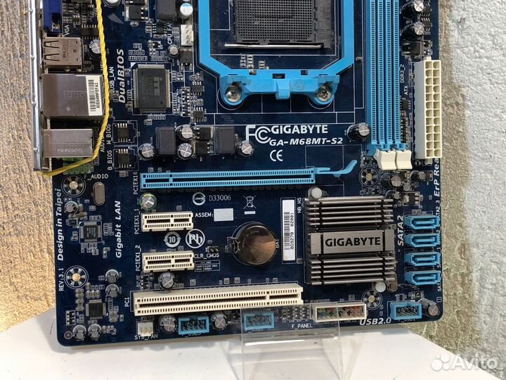 Материнская плата Gigabyte GA-M68MT-S2 AM3+