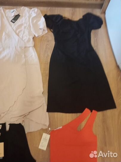 Пакет женской новой одежды S