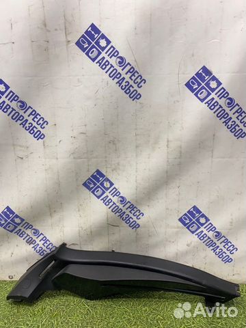 Обшивка стойки задняя левая Bmw 750I седан 4.8