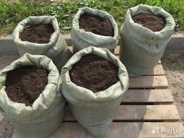 Перегной в мешках