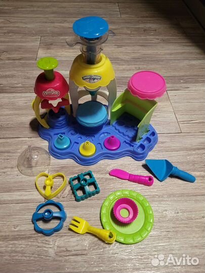 Набор плей до фабрика пирожных