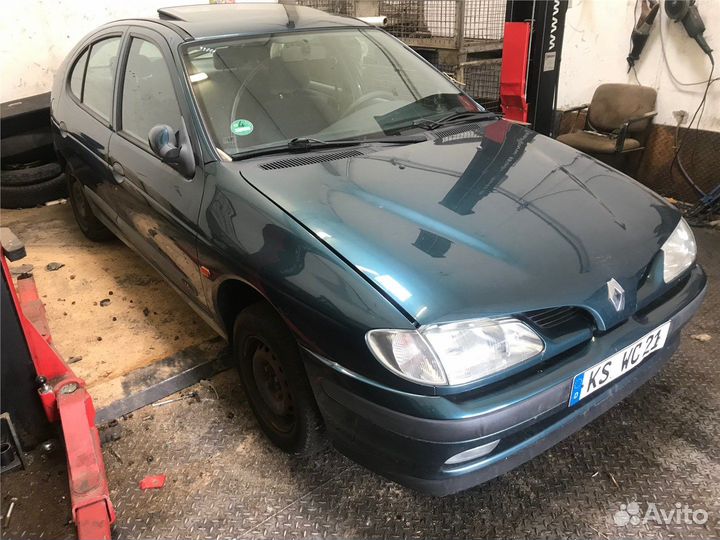 Разбор на запчасти Renault Megane