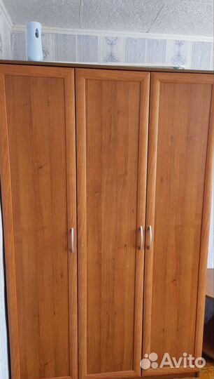 Продам вместительный шкаф