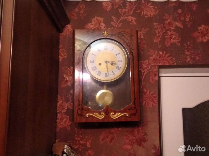 Часы янтарь с боем