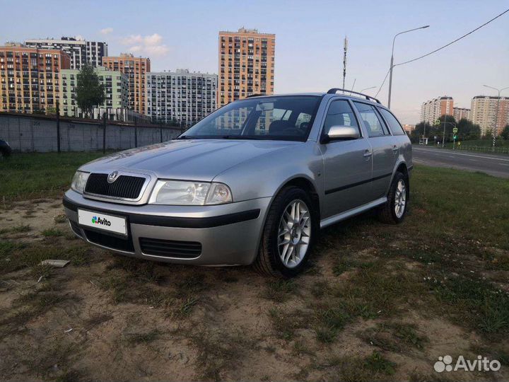 Skoda Octavia 1.9 МТ, 2009, 181 000 км