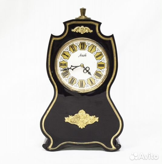 Часы настольные Агат, механические, пластик, высот