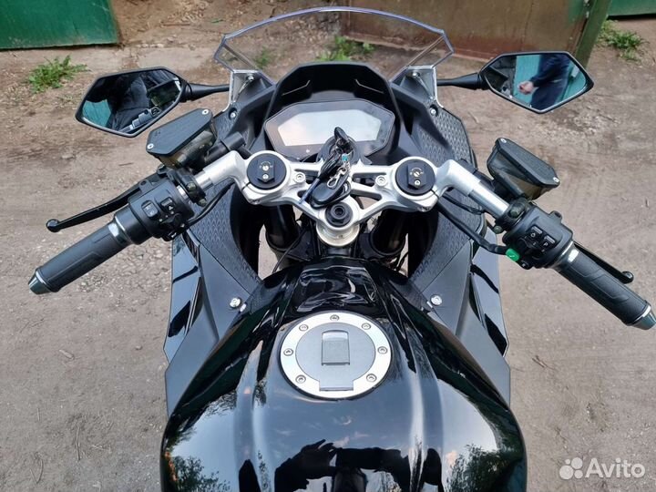 Электромотоцикл Yamaha YZF R3 8000W