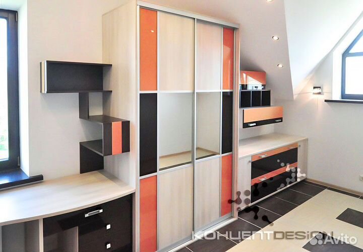 Набор мебели в мансардную комнату