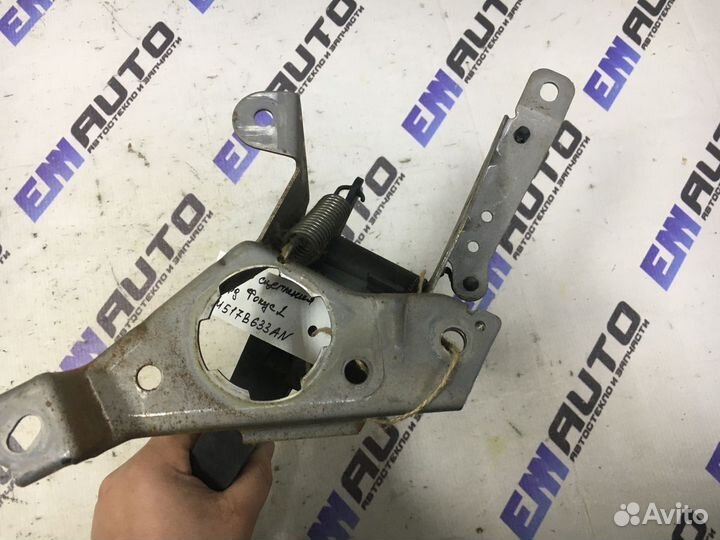 Педаль сцепления Форд Фокус 2